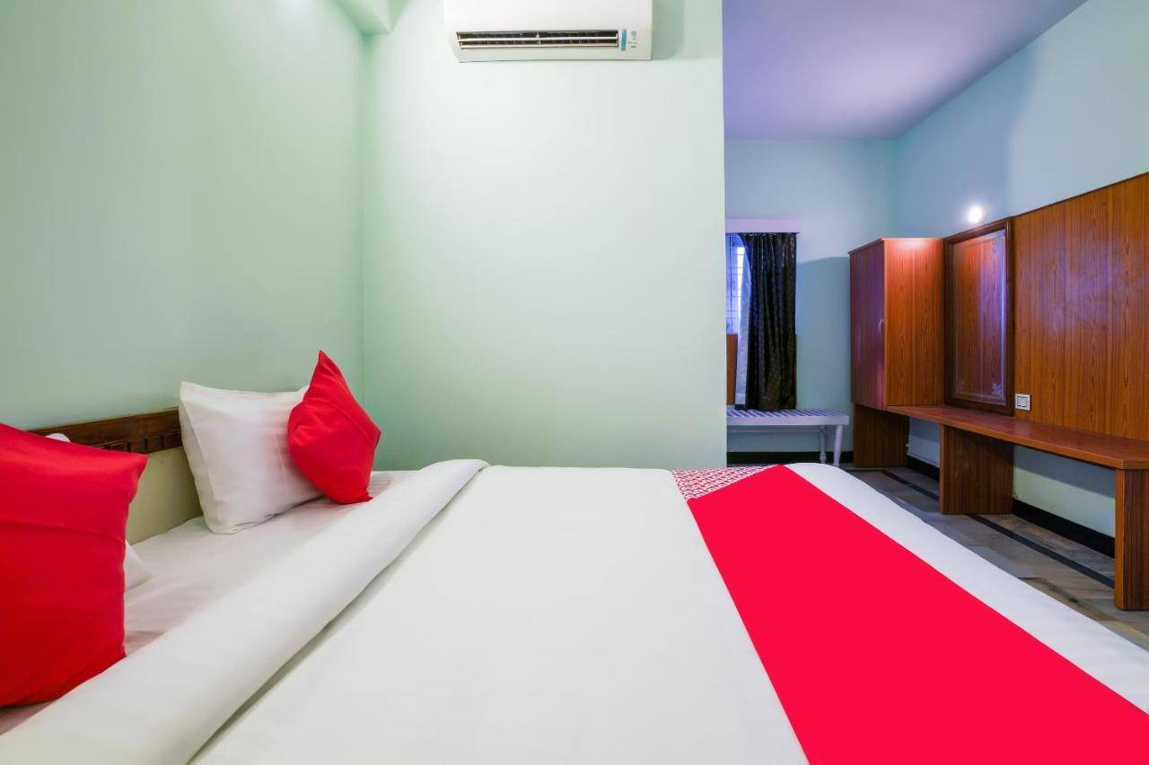 Hotel O Raja Residency Near Snow World Secundurabad Eksteriør billede
