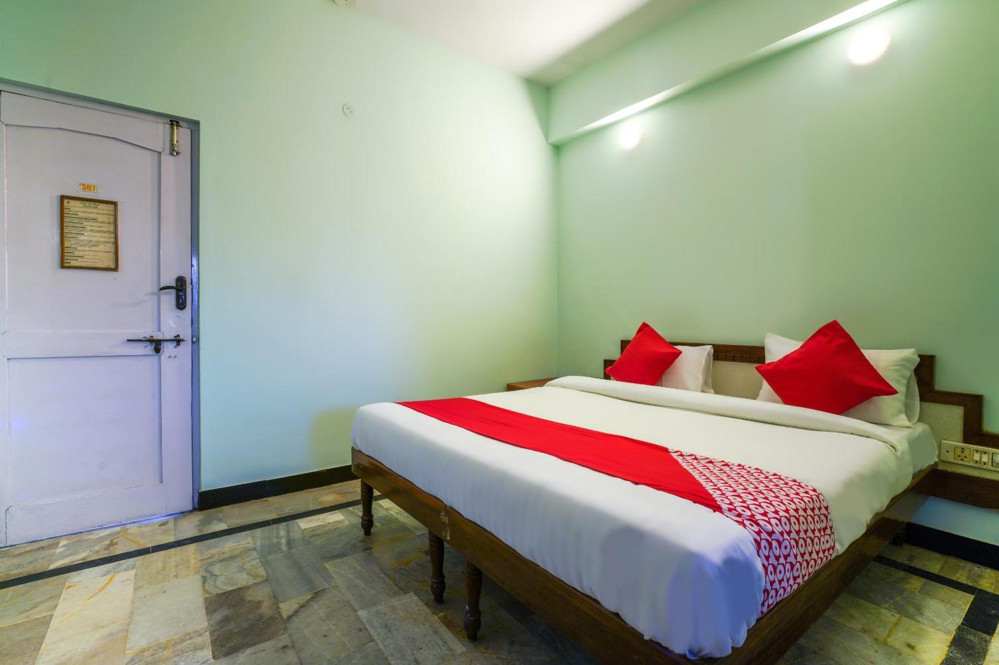 Hotel O Raja Residency Near Snow World Secundurabad Eksteriør billede
